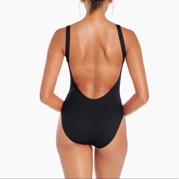 NWT VITAMIN A leah black size 4/XS - Picture 3 of 7